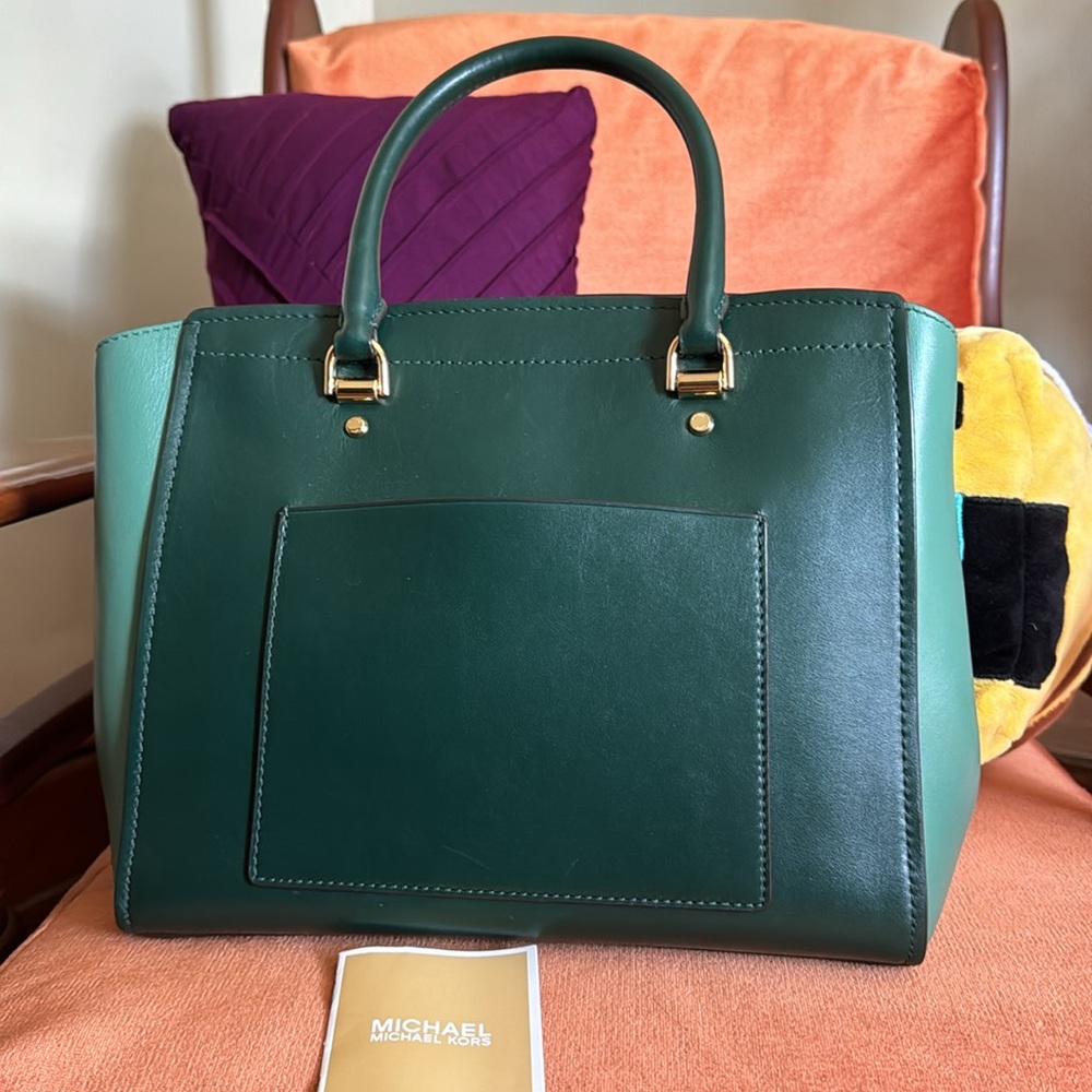 💚✅🌿🍃🐢Michael Kors - Picture 3 of 10